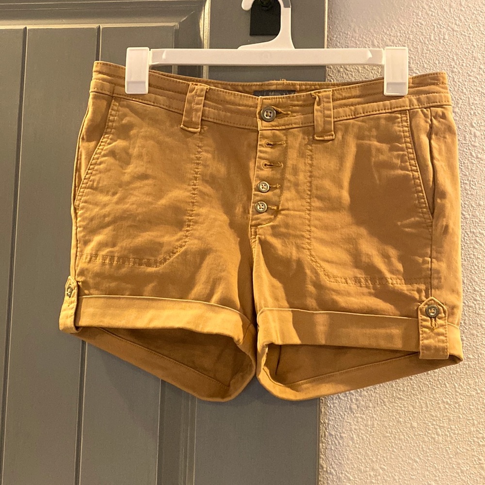 Torrid khaki shorts